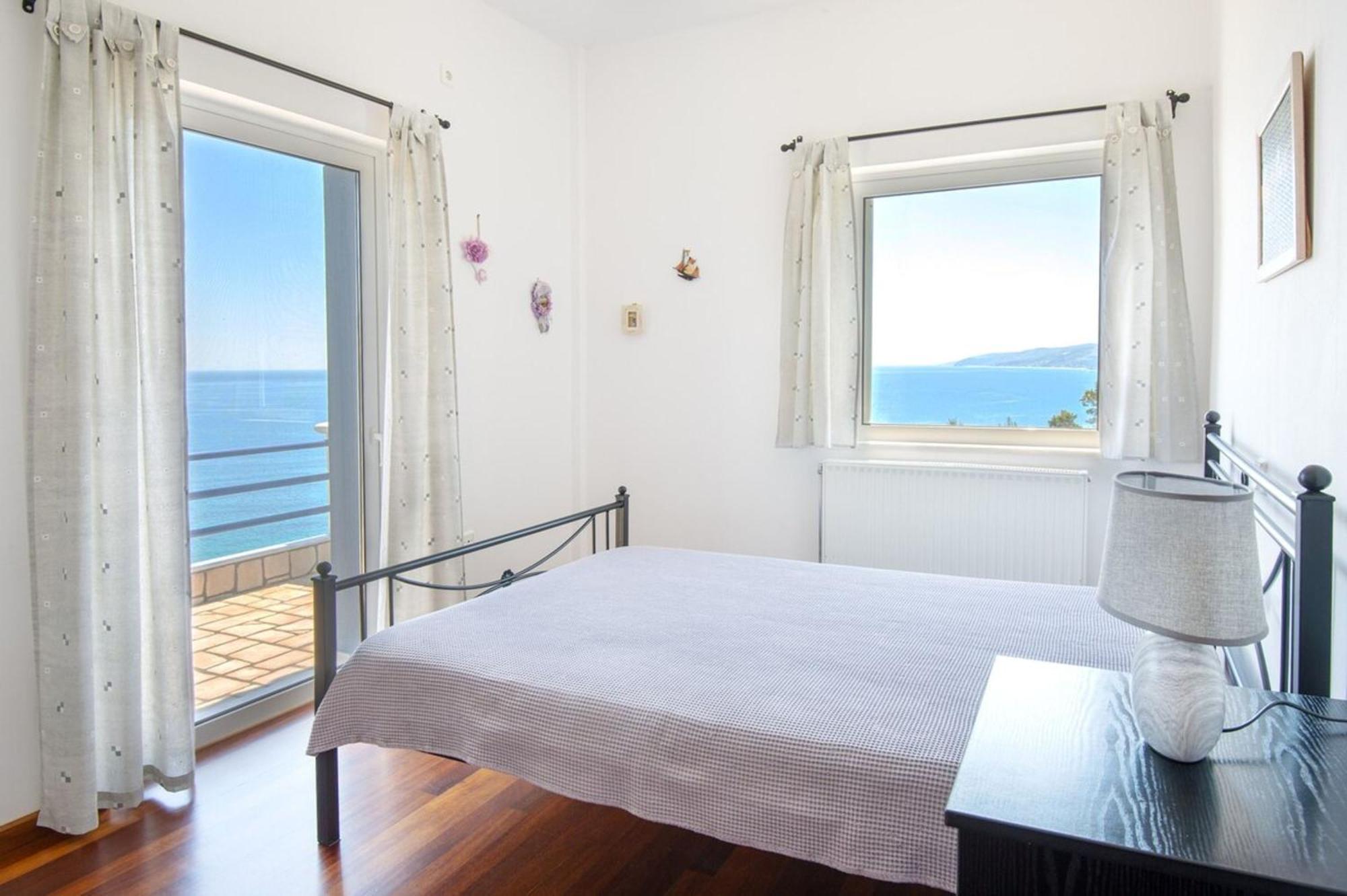 קימי Blue Dream Seaside Villa With Superb Sea Views מראה חיצוני תמונה