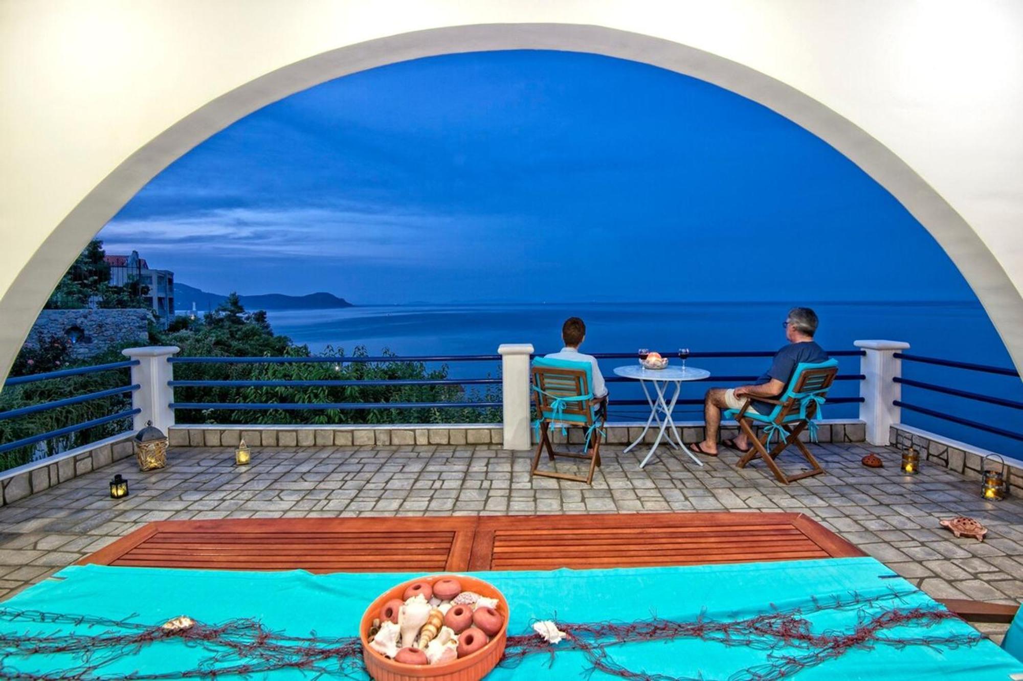 קימי Blue Dream Seaside Villa With Superb Sea Views מראה חיצוני תמונה